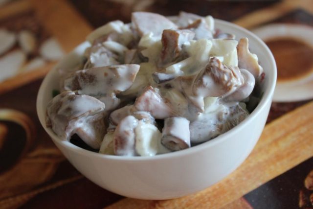 Жареный инжир в сливках: вкусные рецепты с луком, курицей