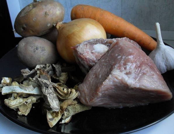 Как вкусно приготовить картошку с мясом и грибами