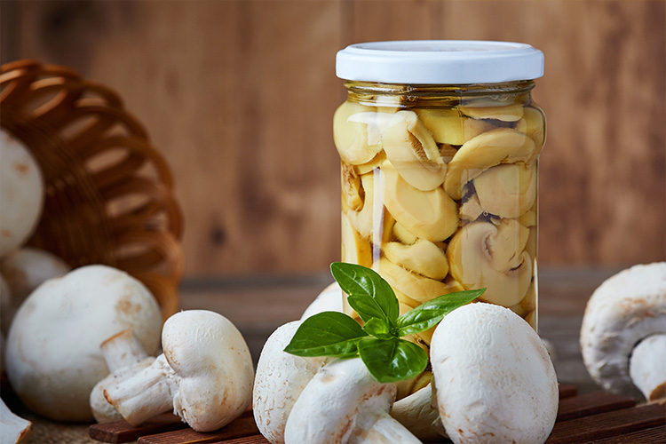 Рецепт маринованных грибов - как замариновать маслята и другие грибы на зиму