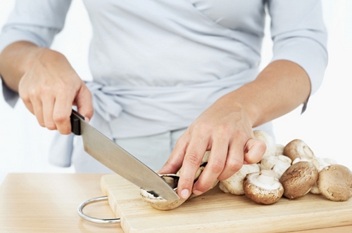 Как нарезать грибы для барбекю: фото, кубиками, ломтиками, измельчить, отрезать ли ножку?