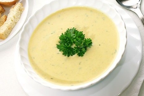 Нежный грибной крем-суп из курицы с сыром рецепт - французская кухня: супы.