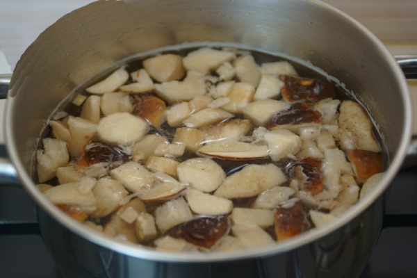 Суп из замороженных, сушеных, свежих белых грибов. Классический рецепт, сколько и как готовить