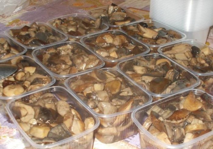 Как правльно сохранить вареные грибы в холодильнике на несколько дней