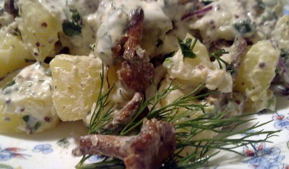15 простых и очень вкуных рецепта салата с грибами и картофелем