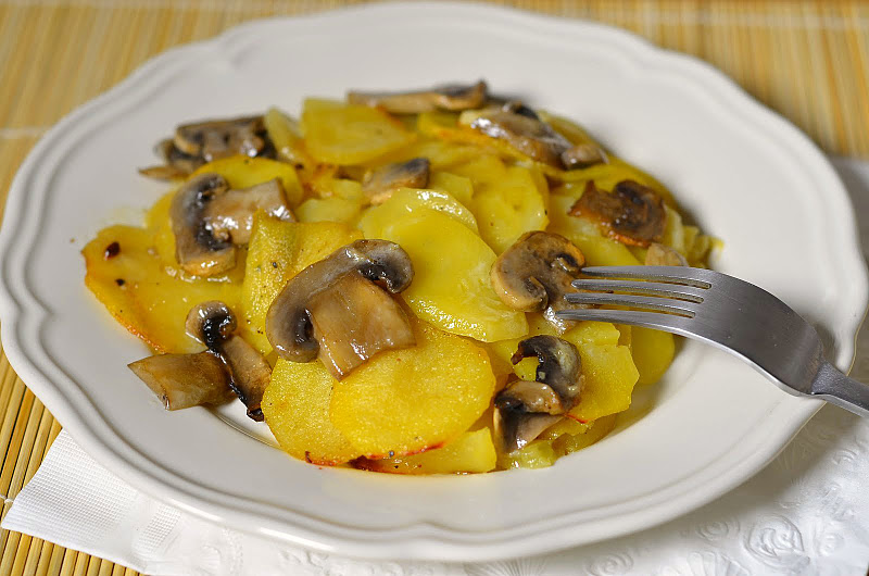 Сливочный картофель с грибами - Привет Кукушка! Пошаговые рецепты с фотографиями