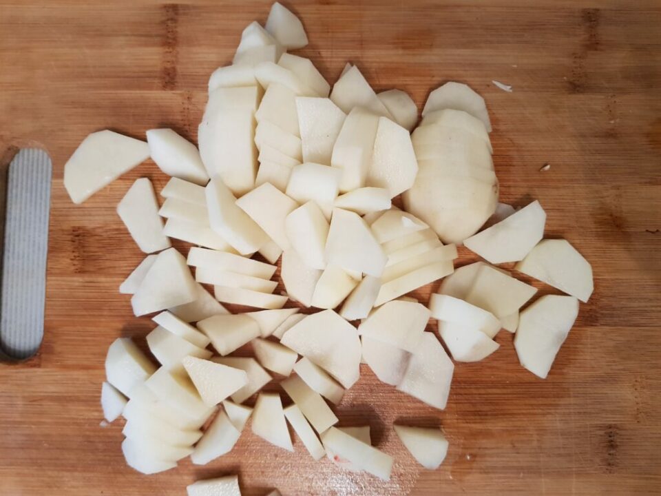 Фотография рецепта - Картофель с грибами и куриной грудкой в сливочном соусе - шаг 2