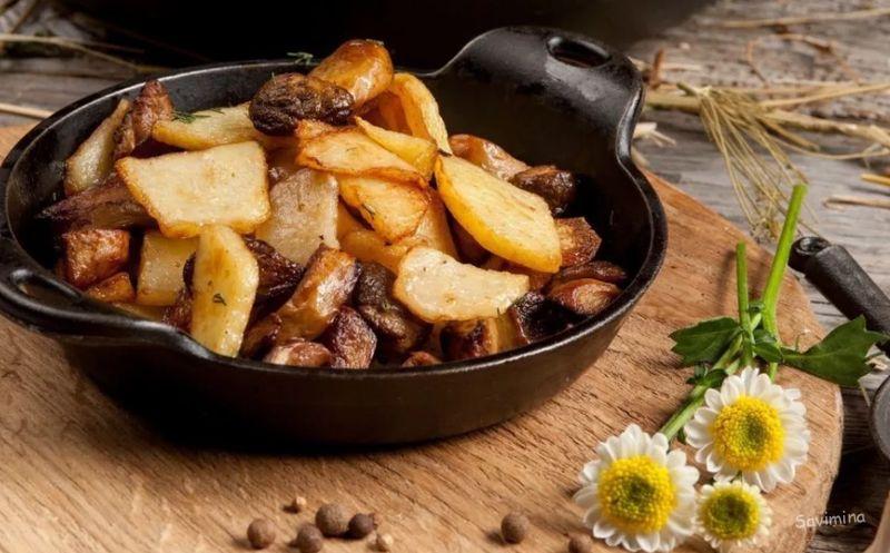 Запеченный картофель с грибами - 6 кулинарных рецептов