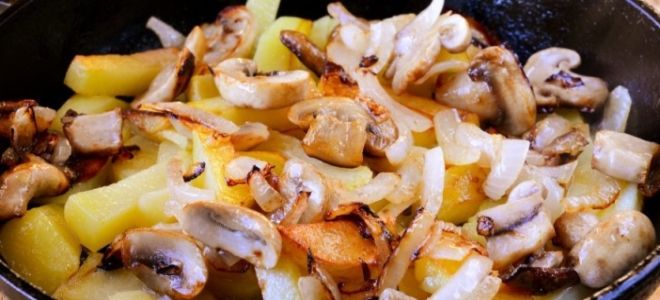 Жареные грибы с картофелем и луком рецепт