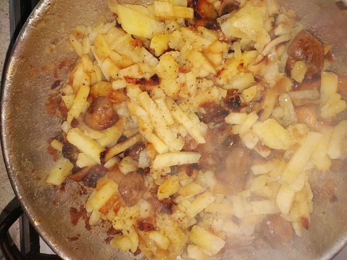 Как правильно приготовить сыроежки с картошкой