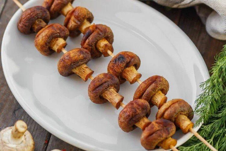Грибной шашлык - Что приготовить из грибов рецепты