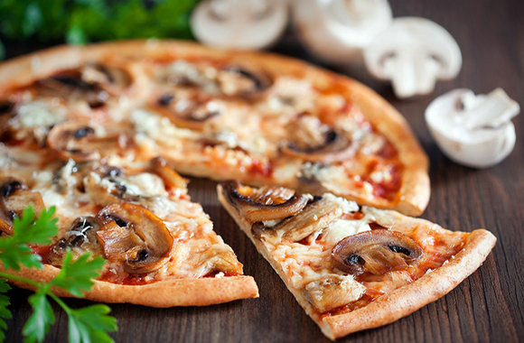 Домашняя пицца с грибами: пошаговый рецепт, быстро и просто от Марины Выходцевой