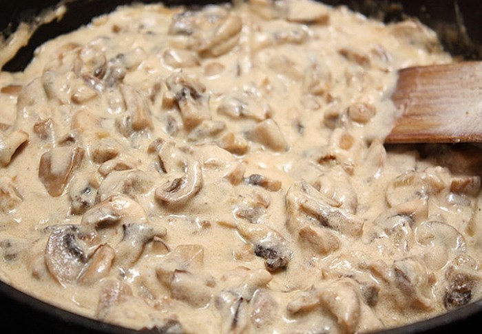 Рецепт сливочно-грибного соуса - Шведская кухня: соусы и маринады.