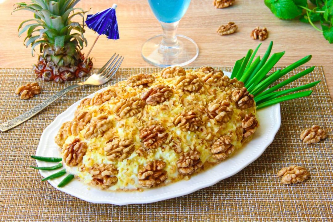Сырный салат с курицей ананасами грибами рецепт с пошаговыми фото и видео - 1000.menu