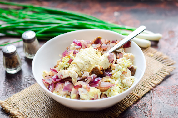 Салат с курицей, грибами и грецкими орехами фото рецепт 6