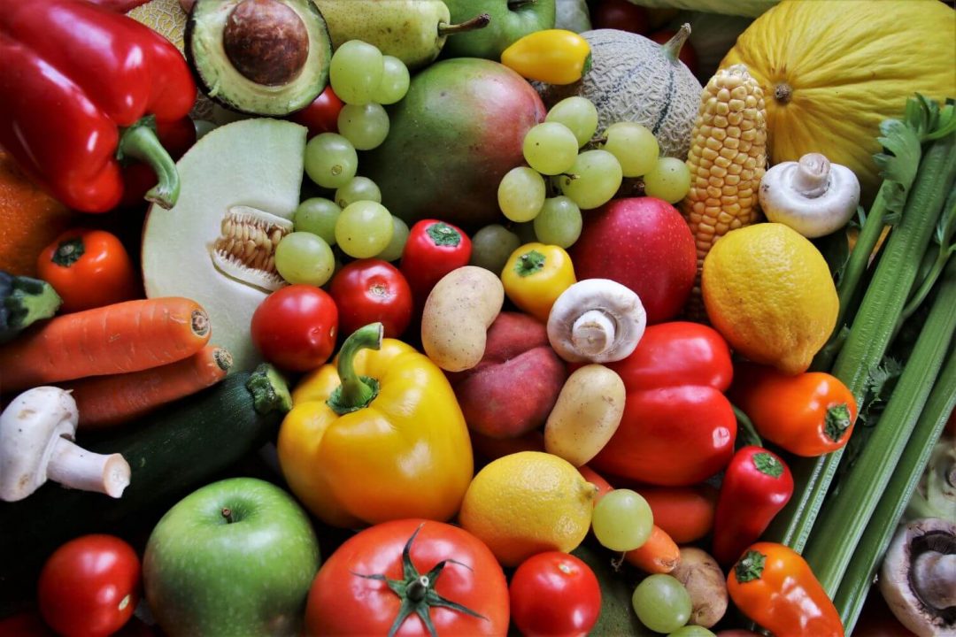 Пазл фрукты и овощи (фон, еда, овощи, фрукты, ягоды, грибы) - решить онлайн из раздела
